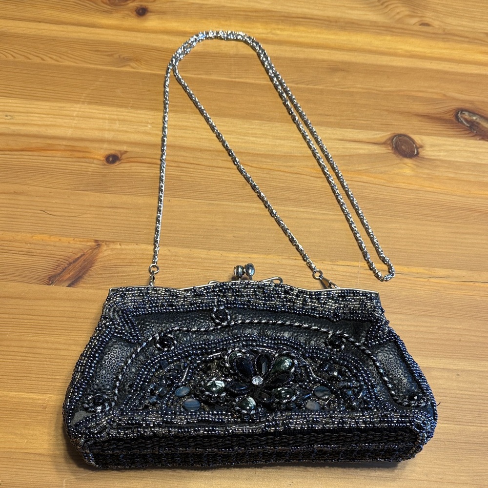 Elegant Blue and Black Beaded Purse - Picture 2 of 7
